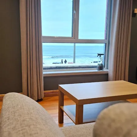 Beachfront Апартаменты *